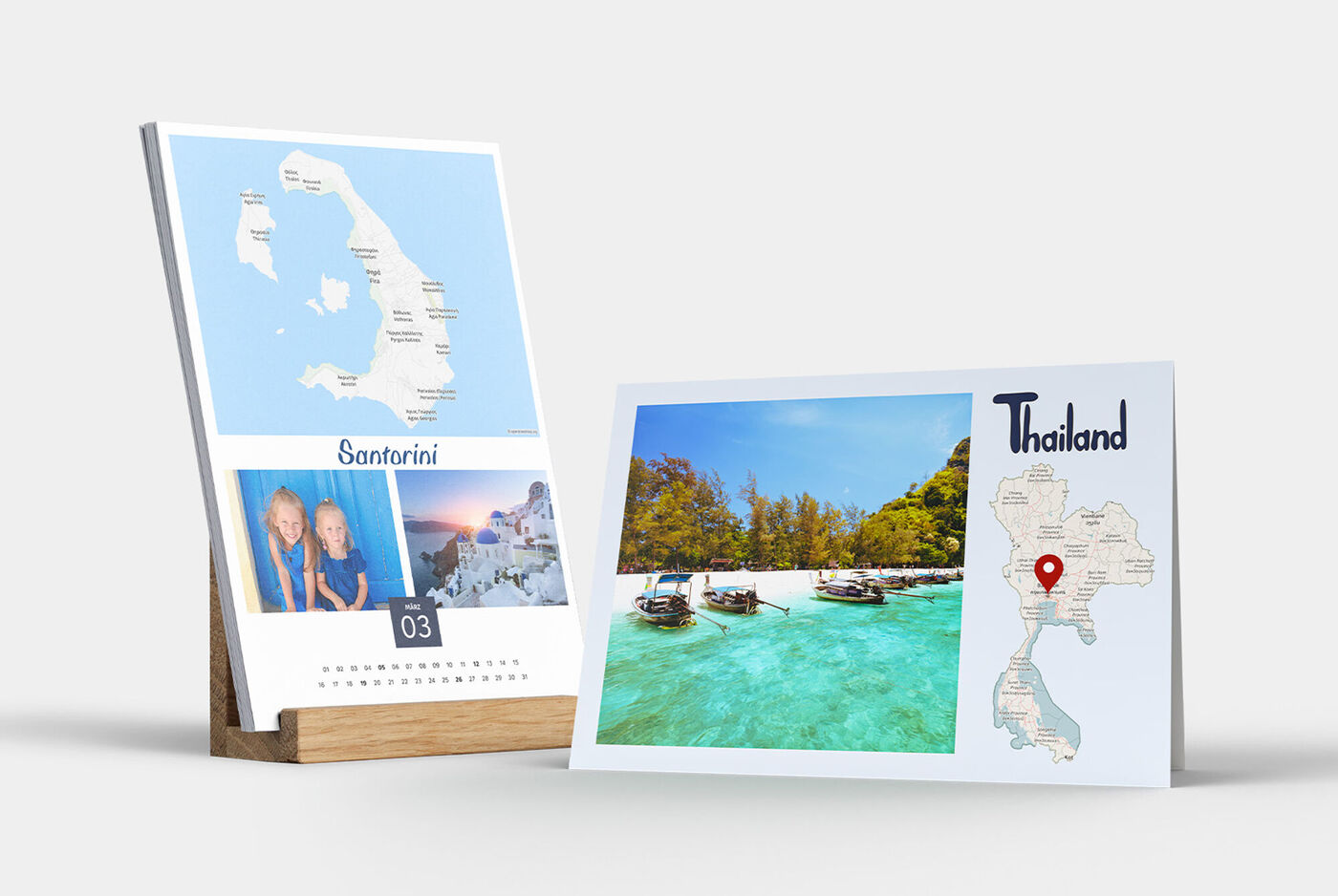 Deux magnifiques calendriers photo avec des motifs de vacances. À gauche Santorin avec des enfants heureux, à droite Thaïlande avec eau turquoise.
